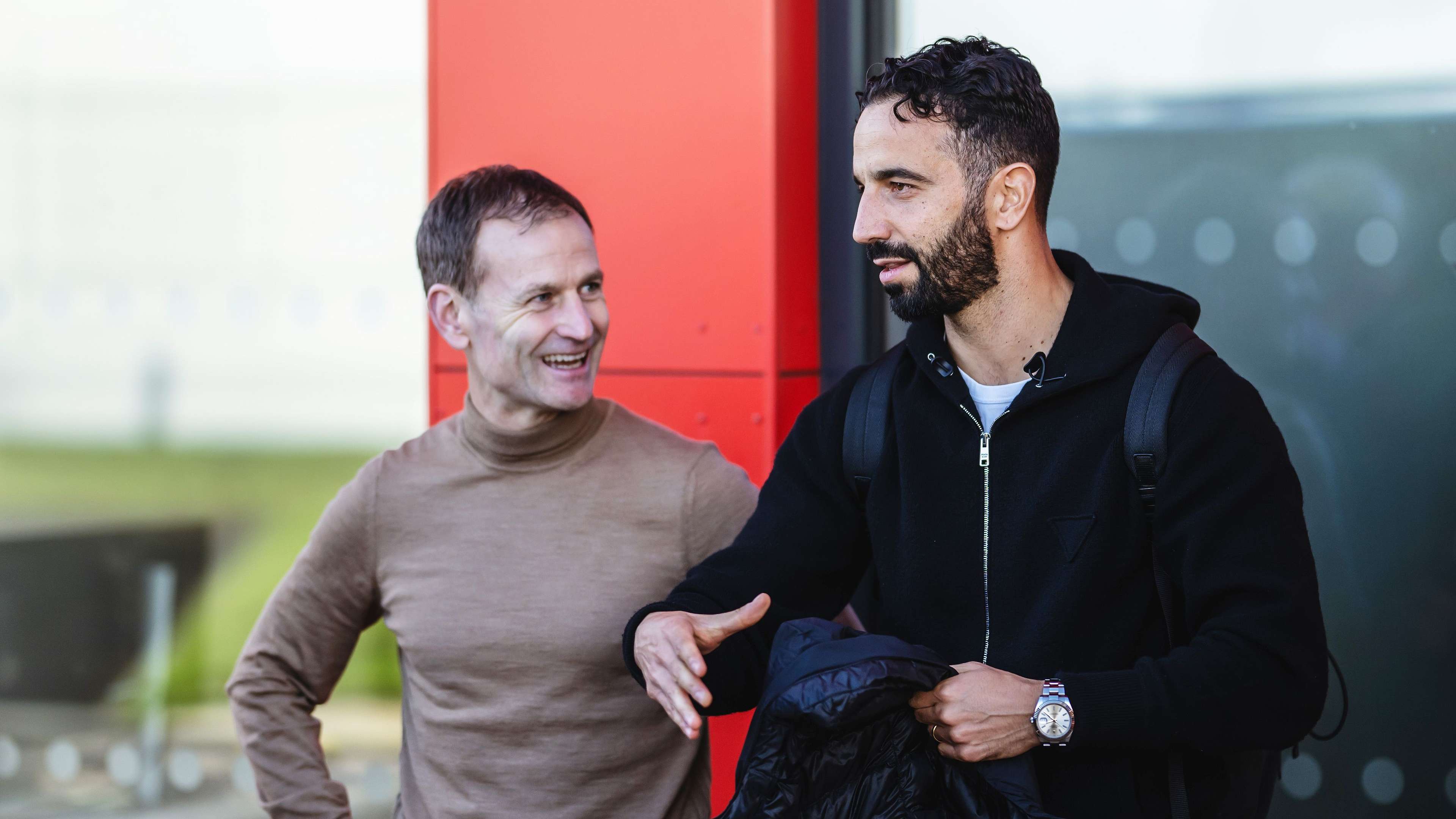 隊當晚的巔 隊當晚的巔